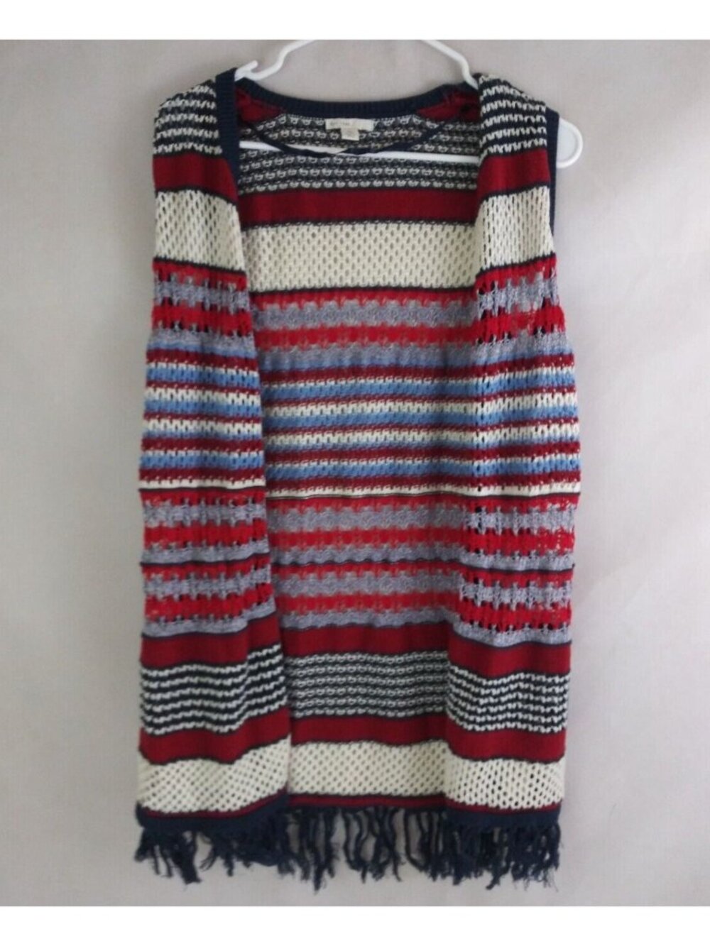 Est. 1946 Women's Red White & Blue Striped Sleeveless Fringed Shawl Size Medium